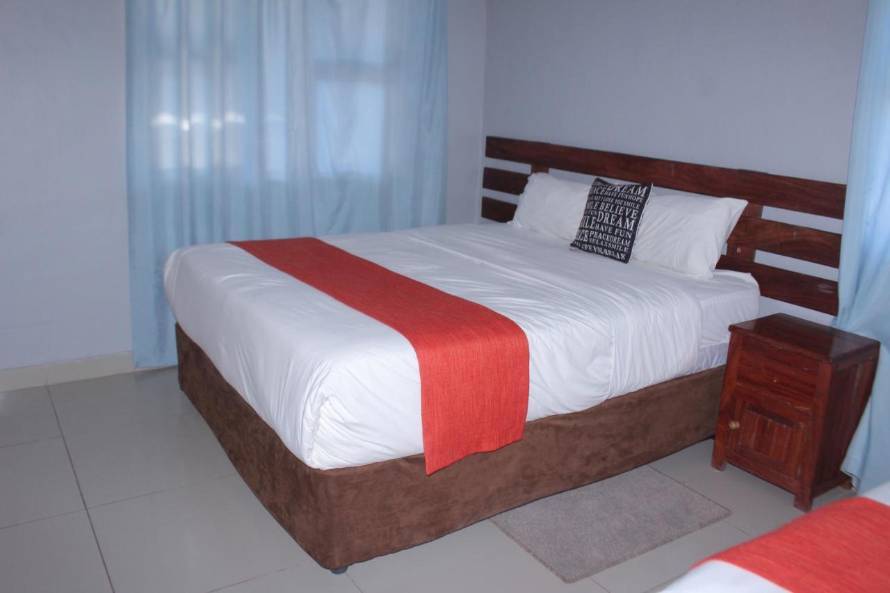 Global Guest House Kasane Exterior foto